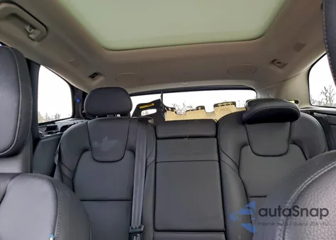 2018 Volvo Xc60 T8 Inscription из США, поврежденный, VIN YV4BR0DL9J1080541